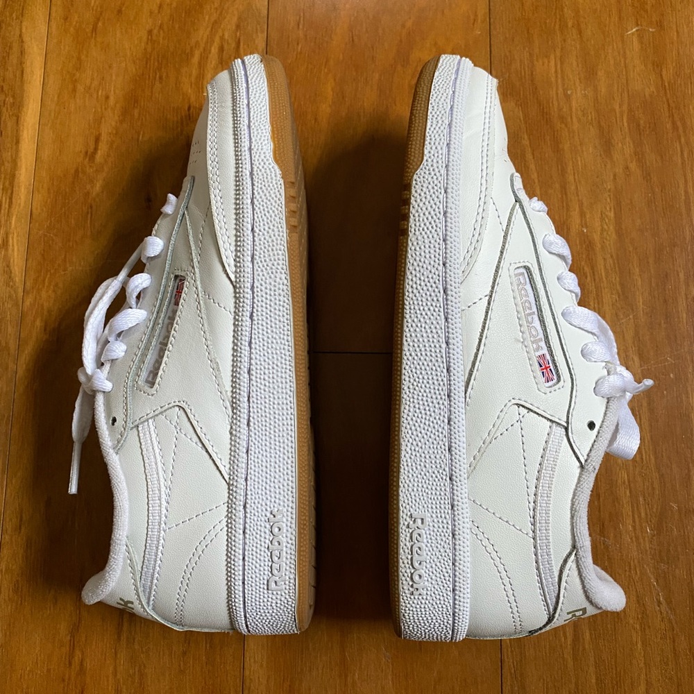 Women’s size 5 Reebok Club C 85 Shoes (white, light grey, gum)